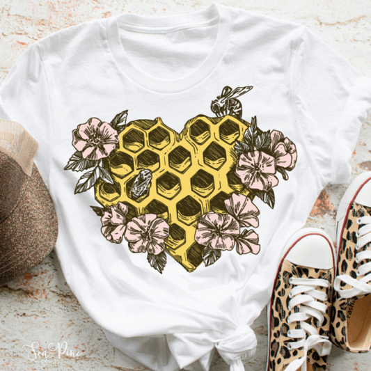 BEE STILL MY HEART Tee - Sea Pine Designs