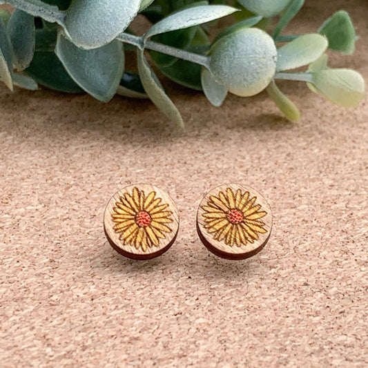 Happy Daisy Studs